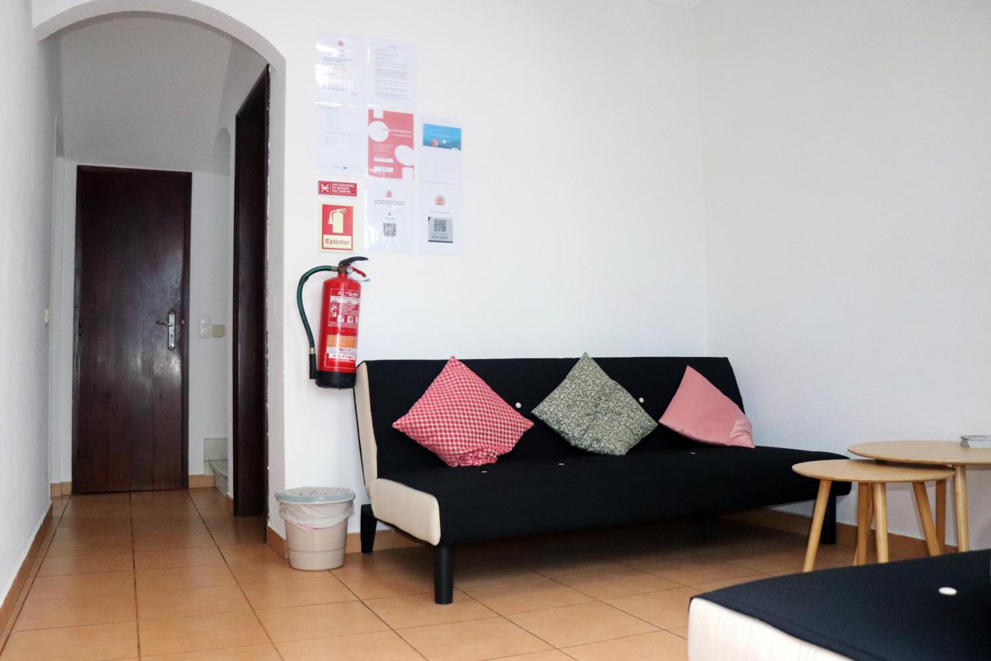 Jjs Yard Hostel Lagos Exterior photo